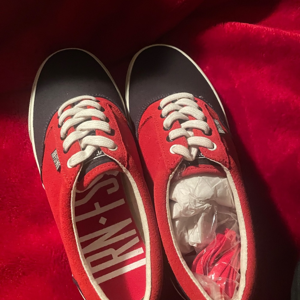NWOT iron fist men shoes